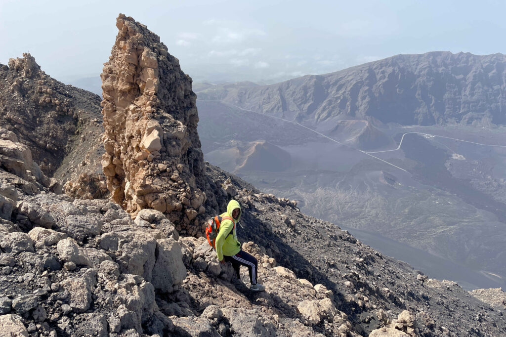 Starting the descent in Cha das Caldeiras