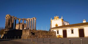 Love for Evora