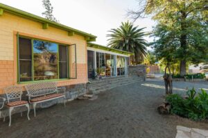 Bullsport Lodge and Farm